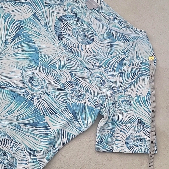 Chicos US 12 L Coastal Shell Print Pima Cotton Top Blue White Scoop Neck Resort - Picture 8 of 12